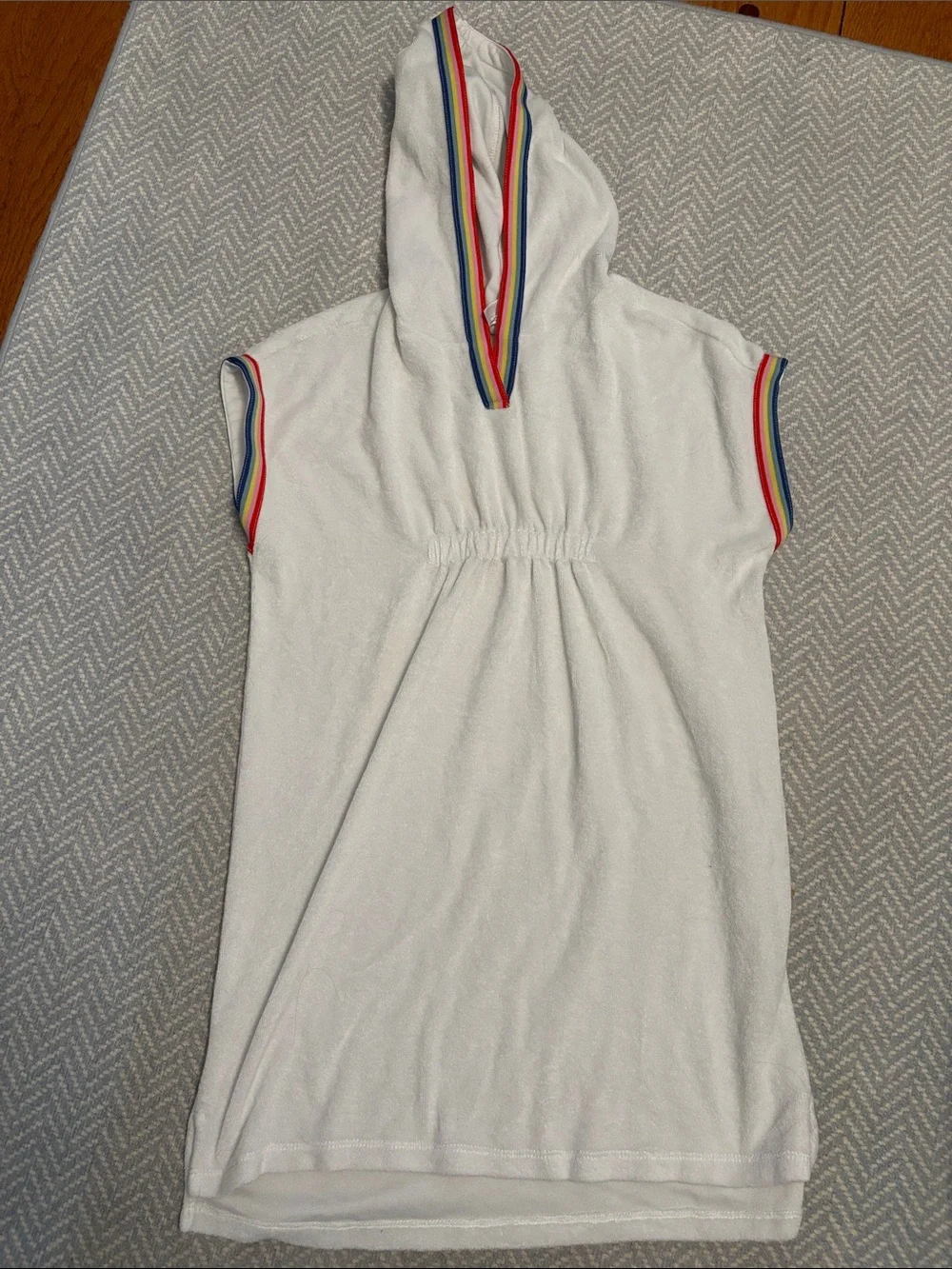 Hanna Andersson White Hooded Cover-Up with Rainbow Edge